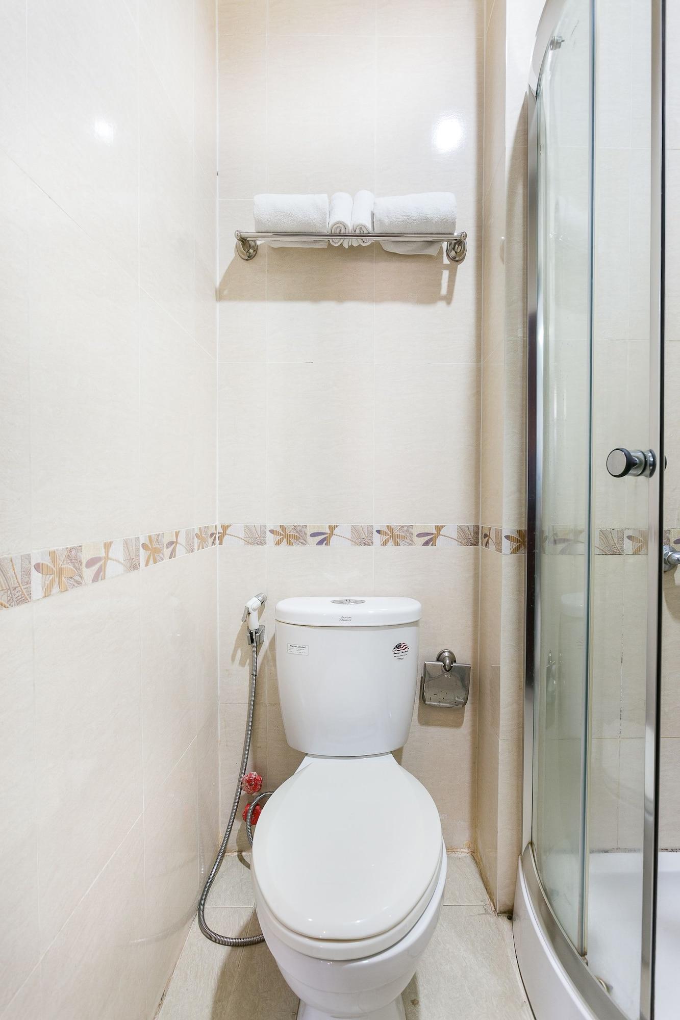 Oyo 130 Tuan Long Hotel Ho Chi Minh City Bagian luar foto