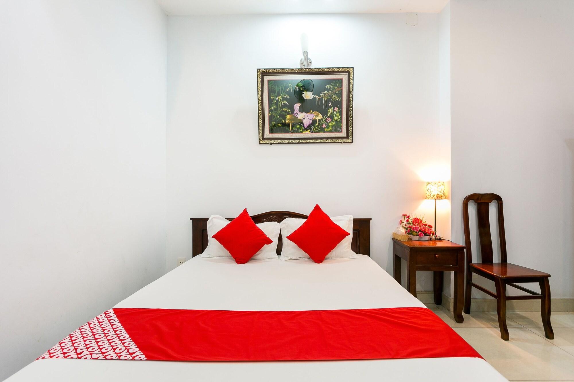 Oyo 130 Tuan Long Hotel Ho Chi Minh City Bagian luar foto