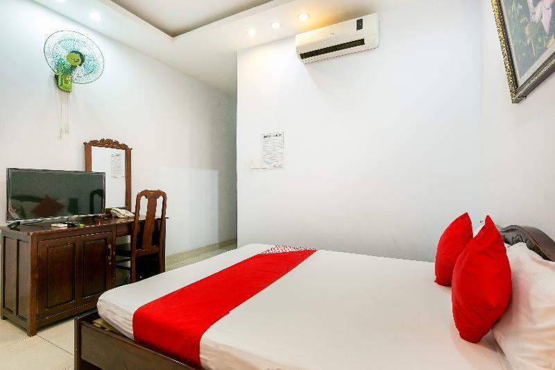 Oyo 130 Tuan Long Hotel Ho Chi Minh City Bagian luar foto